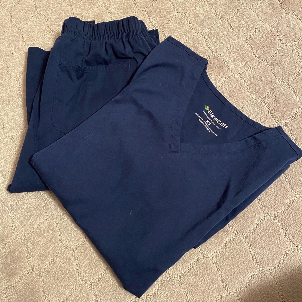 Womens scrub set